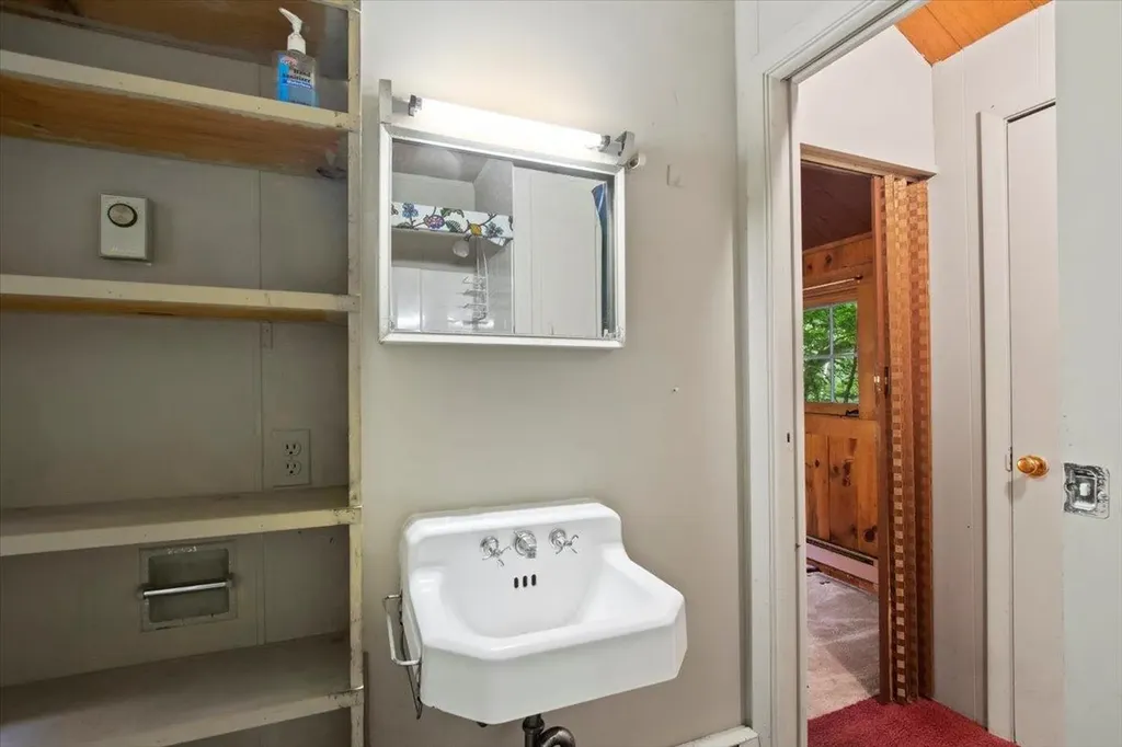 4355 Sandgate Road Sandgate VT 05250