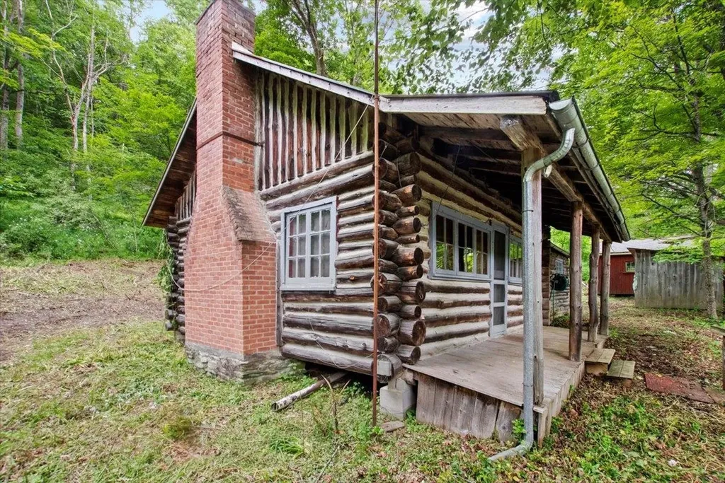 4355 Sandgate Road Sandgate VT 05250