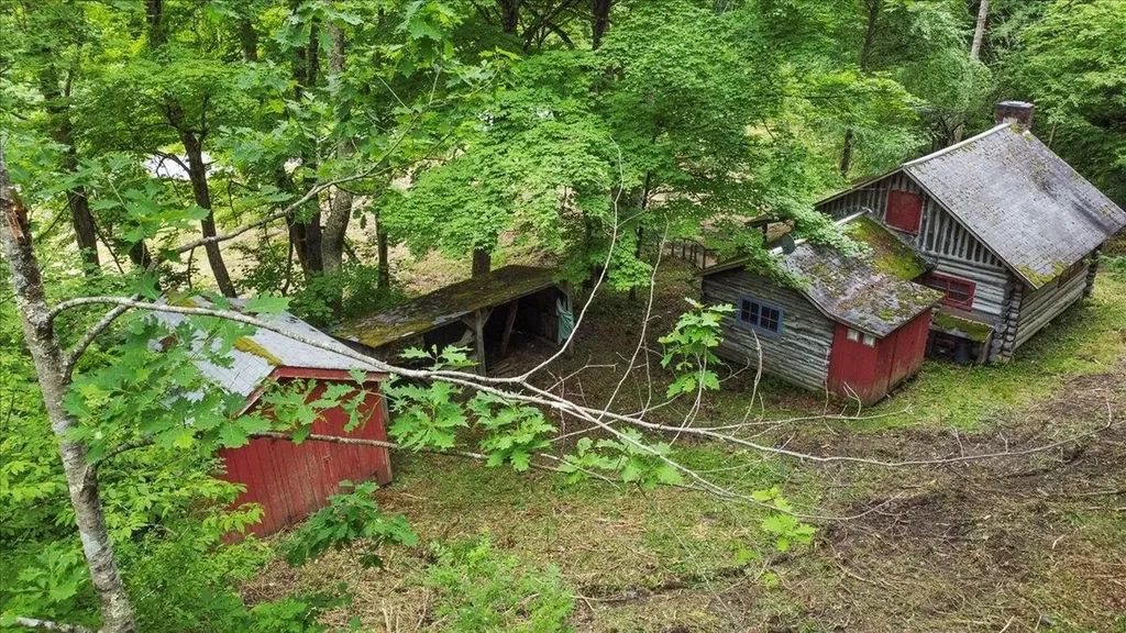 4355 Sandgate Road Sandgate VT 05250