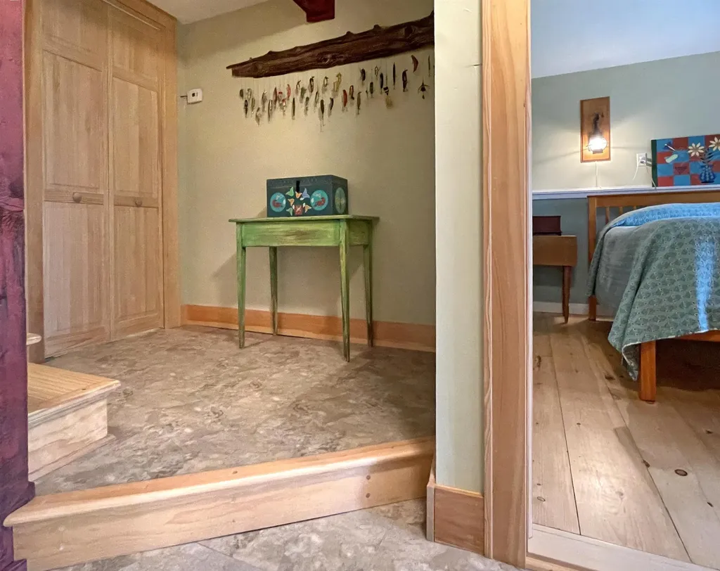 28 South Shore Road Monkton VT 05469