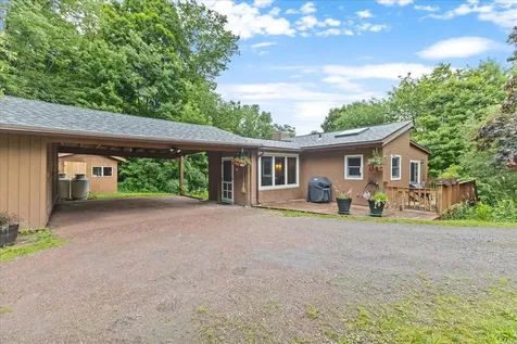 103 North Road Westford VT 05494