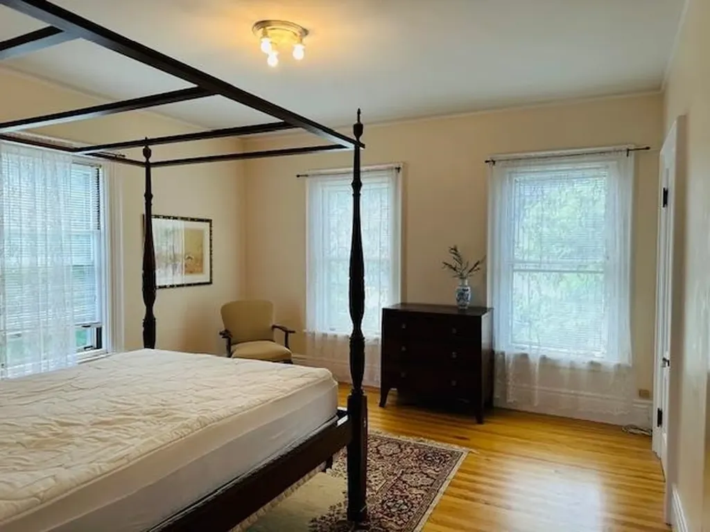 40 Oak Street Brattleboro VT 05301