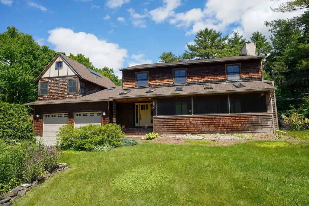 341 South Cove Road Burlington VT 05401
