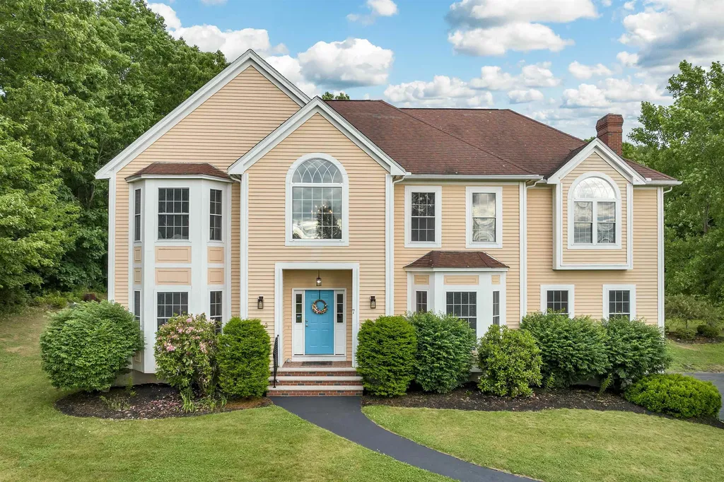 7 Candlewood Road Windham NH 03087