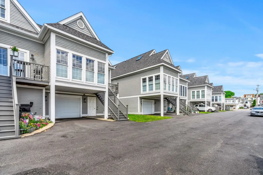 507 Ocean Boulevard Hampton NH 03842