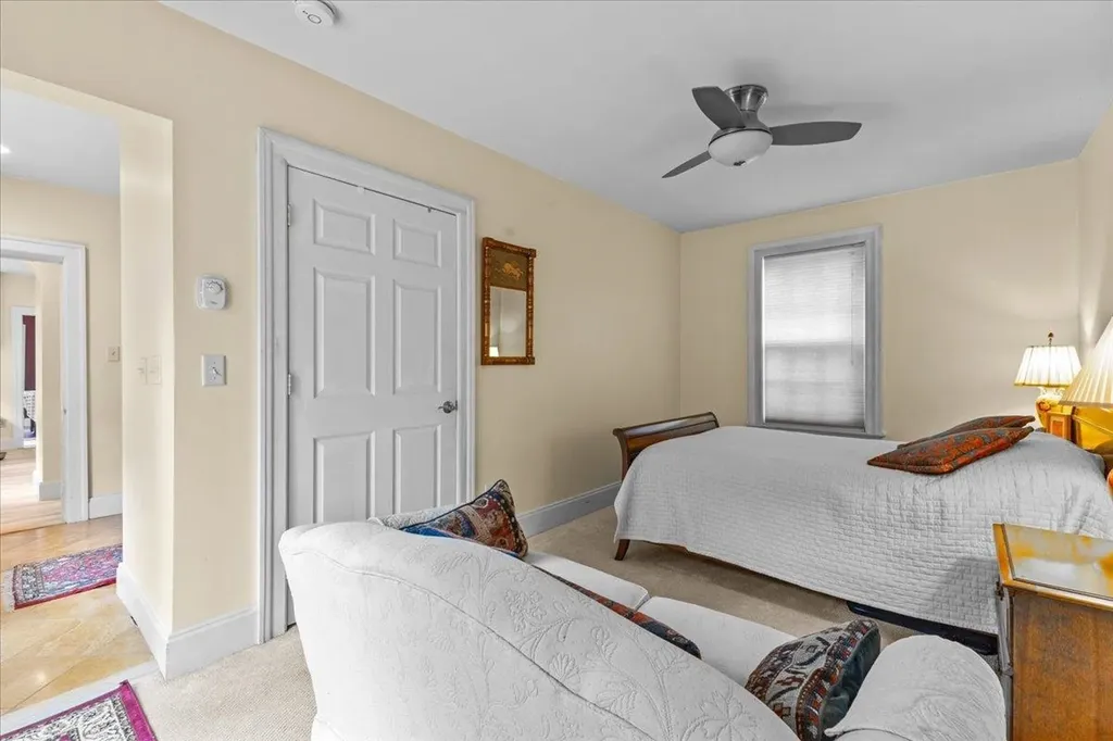 42 Richmond Road Hinesburg VT 05461