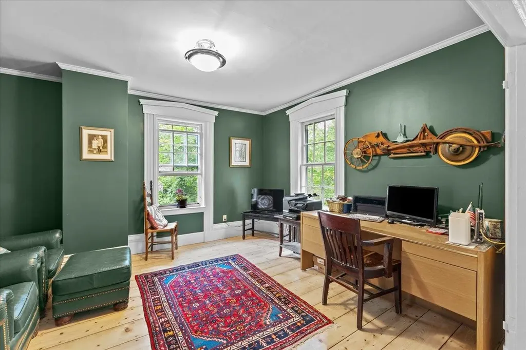 42 Richmond Road Hinesburg VT 05461