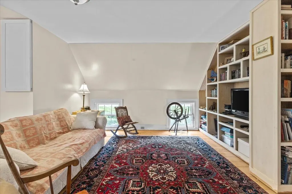 42 Richmond Road Hinesburg VT 05461