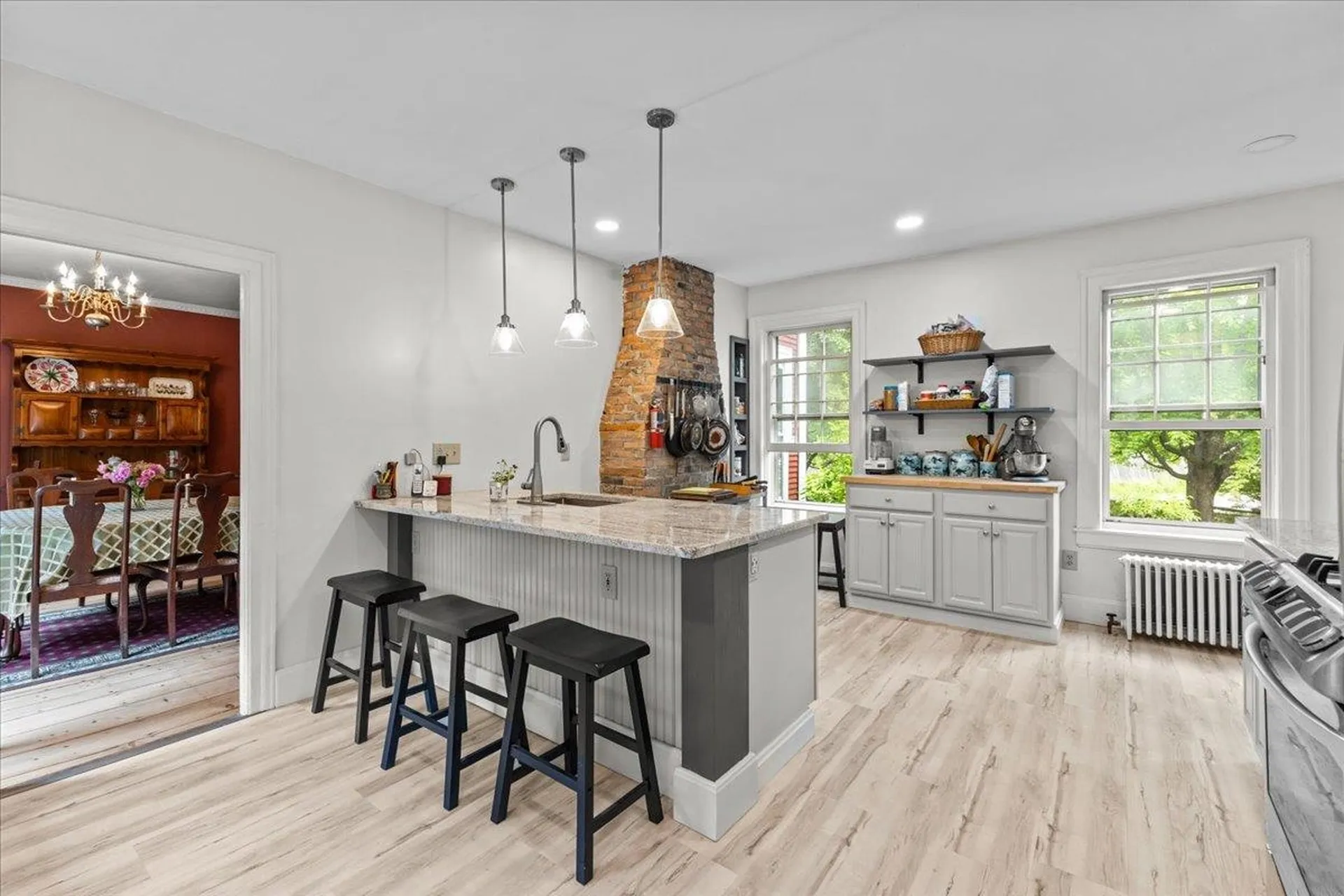42 Richmond Road Hinesburg VT 05461