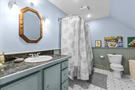 42 Richmond Road Hinesburg VT 05461
