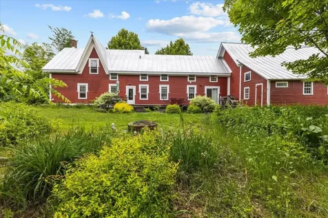 42 Richmond Road Hinesburg VT 05461
