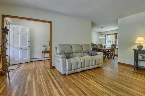 16 Greenbriar Road Keene NH 03431