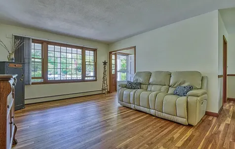 16 Greenbriar Road Keene NH 03431