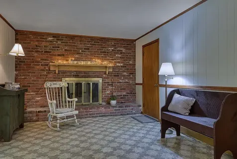 16 Greenbriar Road Keene NH 03431