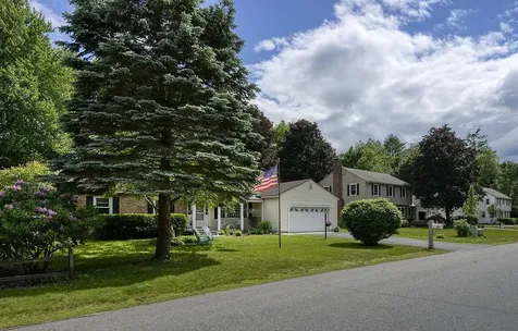 16 Greenbriar Road Keene NH 03431