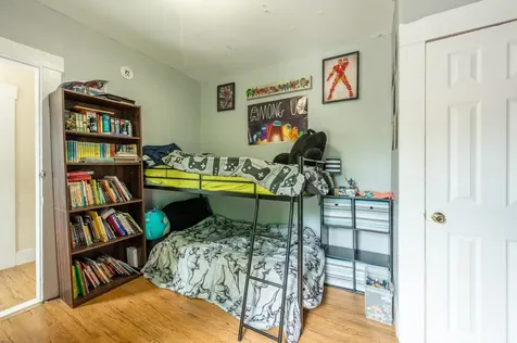 49 Main Street Sunapee NH 03782