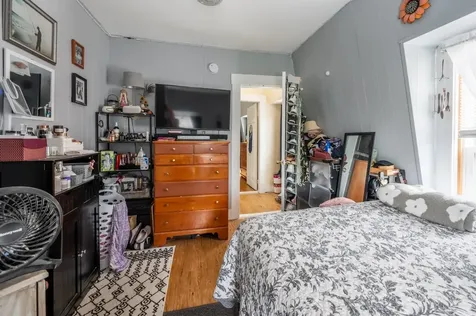 49 Main Street Sunapee NH 03782