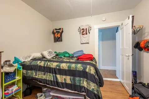 49 Main Street Sunapee NH 03782