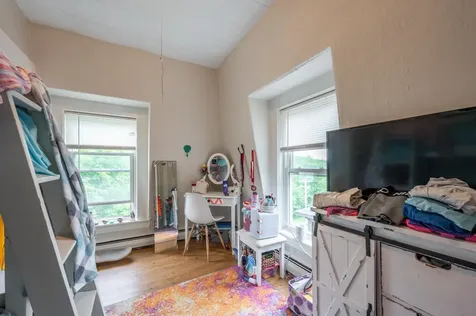 49 Main Street Sunapee NH 03782