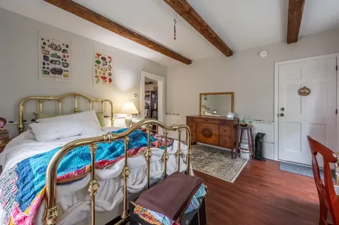 49 Main Street Sunapee NH 03782