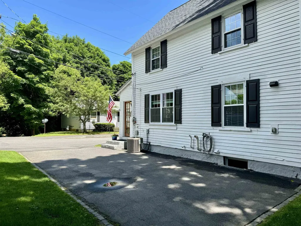 6 Curtice Avenue Concord NH 03301