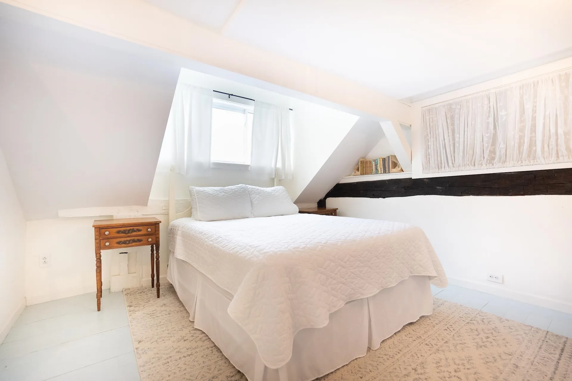 370 Abnaki Road North Hero VT 05474