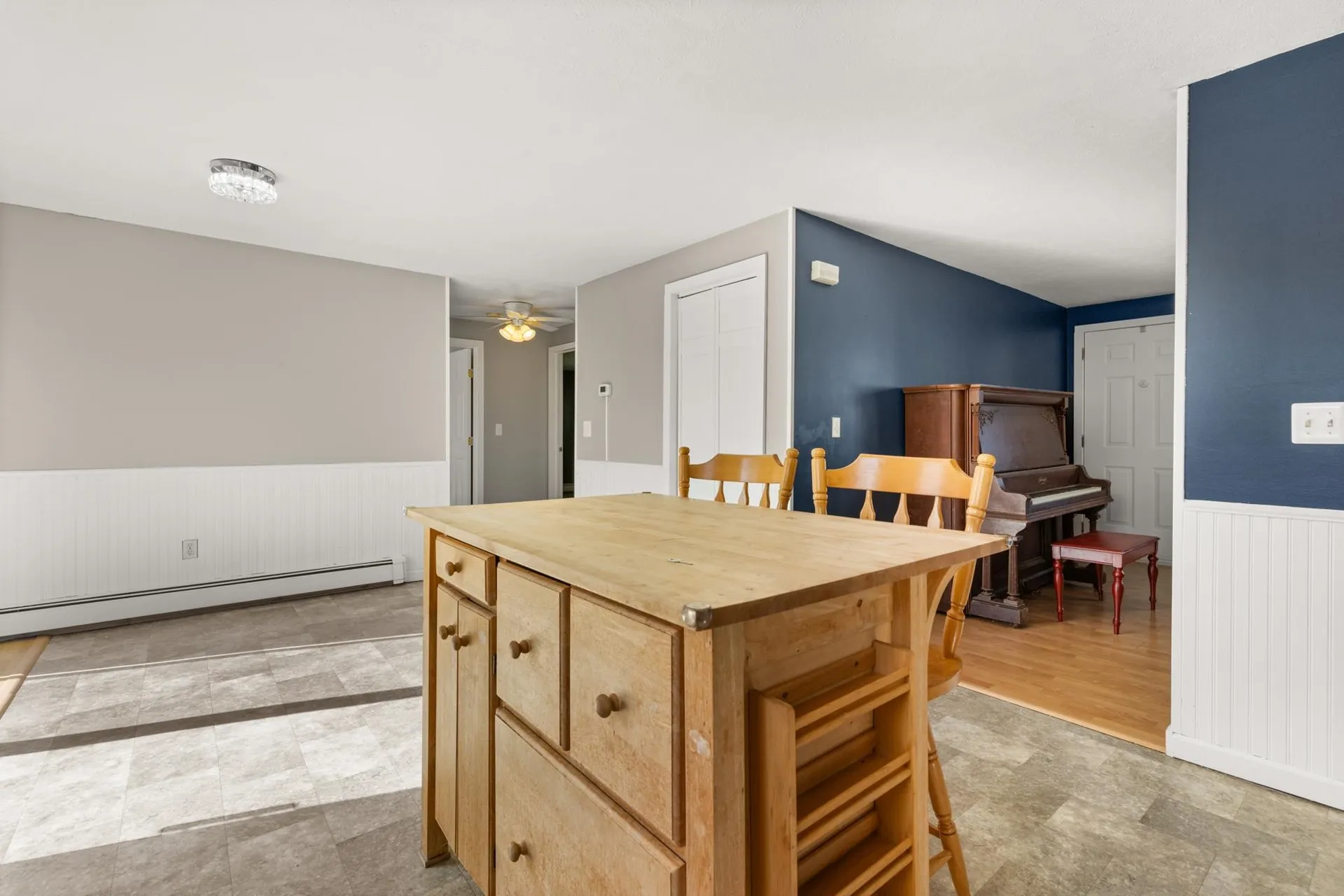 9 Nicholas Circle Dover NH 03820