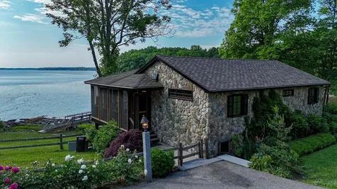 595 Bay Road Durham NH 03824