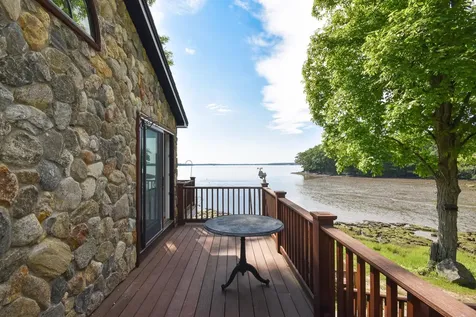 595 Bay Road Durham NH 03824