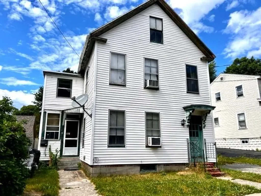 30 Mckean Street Nashua NH 03060