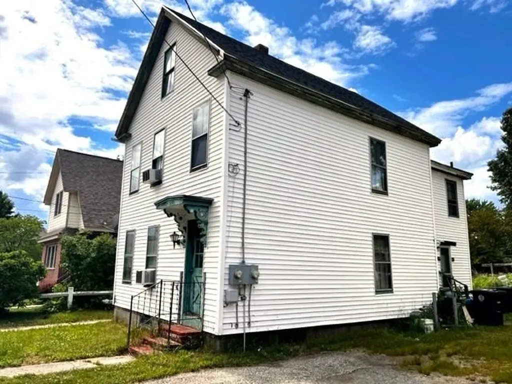 30 Mckean Street Nashua NH 03060