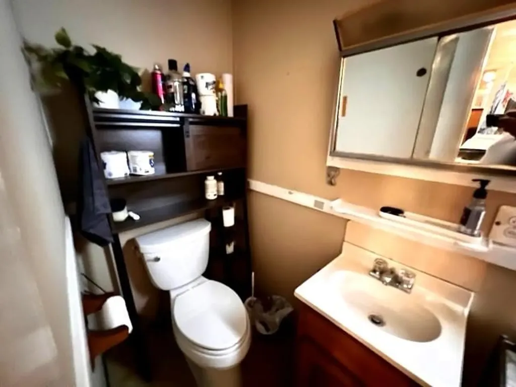 30 Mckean Street Nashua NH 03060