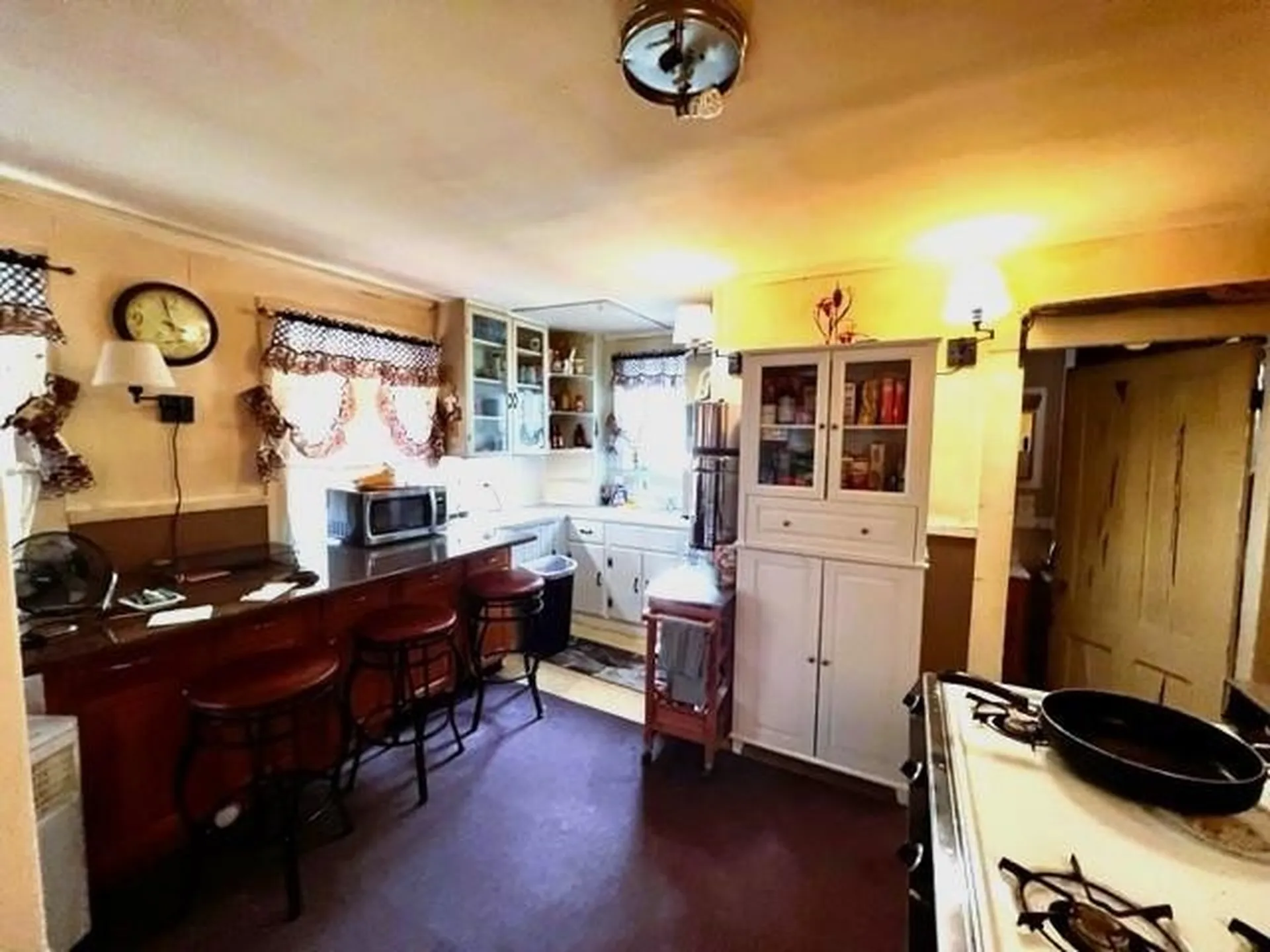 30 Mckean Street Nashua NH 03060