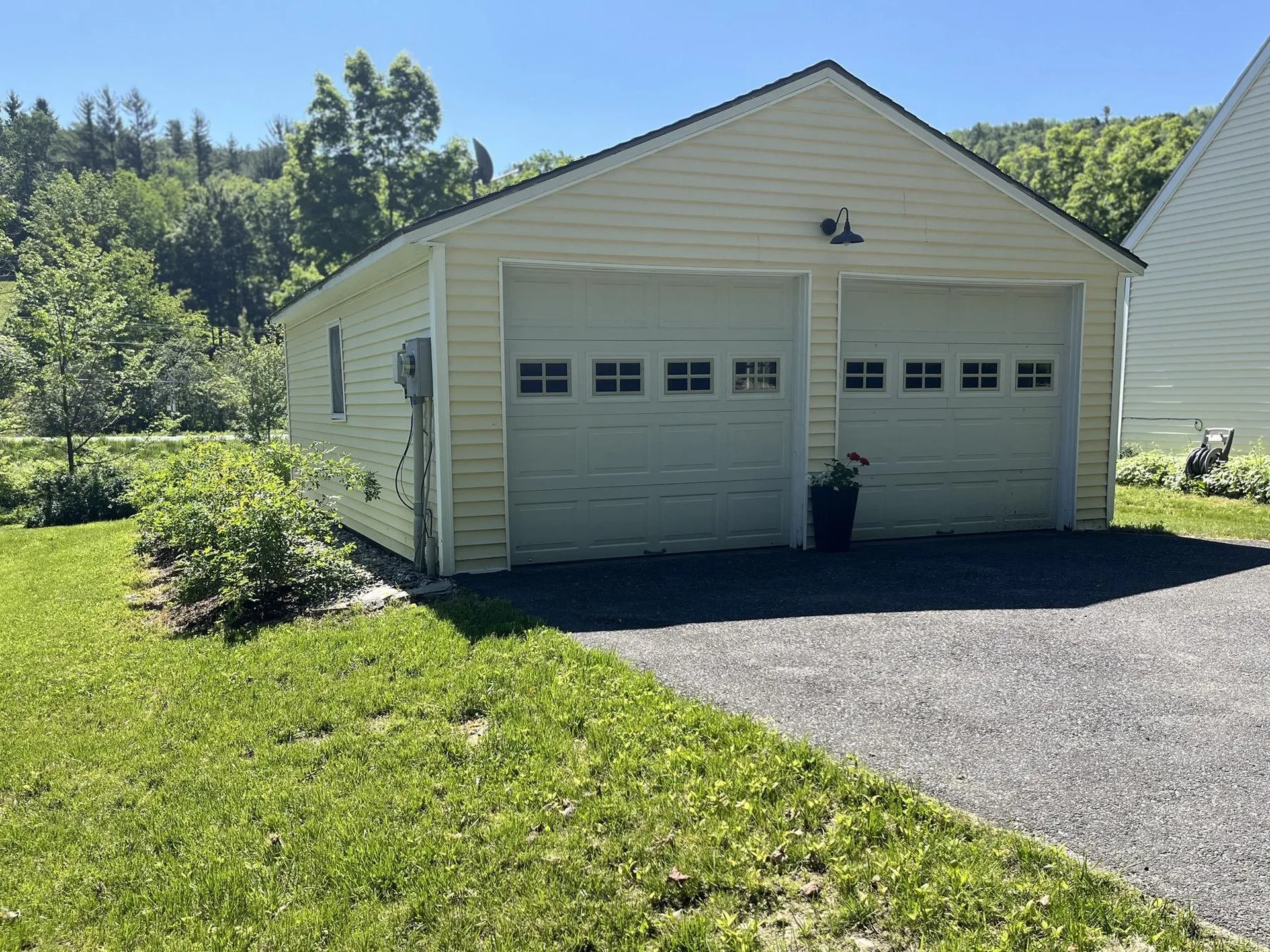 81 Hazel Brown Road Warren VT 05674