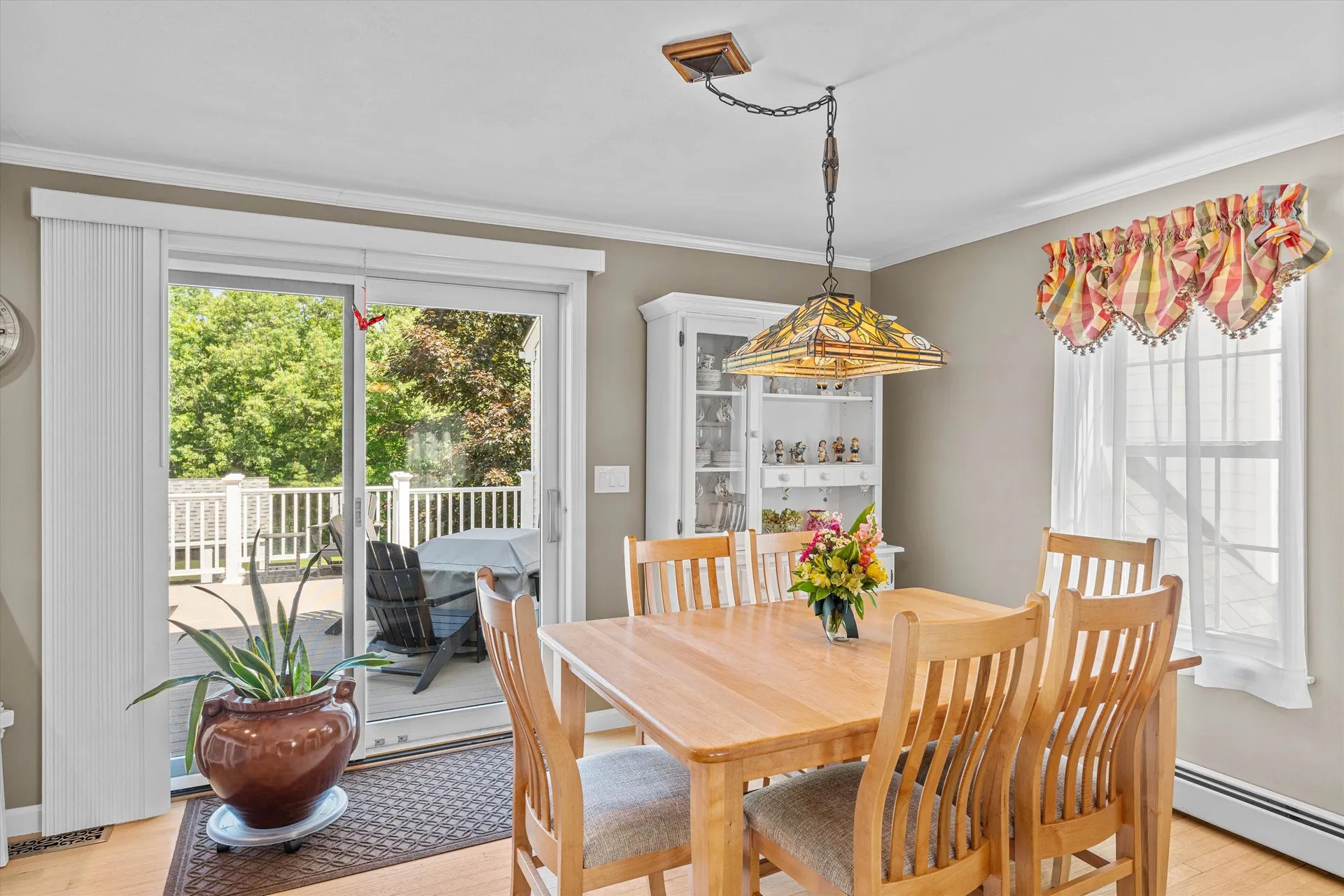 10 Goulds Hill Road Newton NH 03858