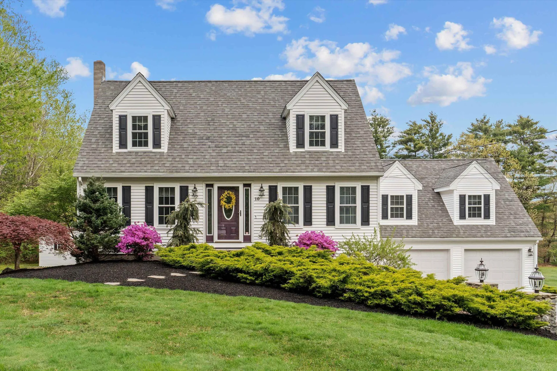 10 Goulds Hill Road Newton NH 03858
