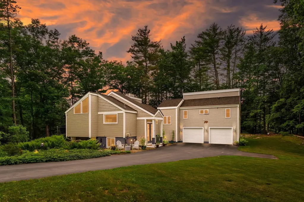 12 Colman Path Merrimack NH 03054