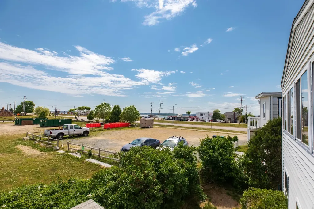 6 Epping Avenue Hampton NH 03842