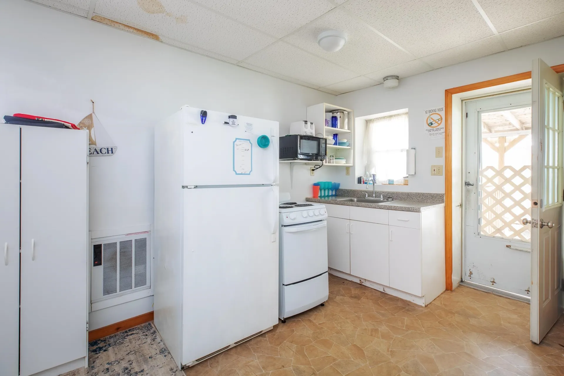 6 Epping Avenue Hampton NH 03842