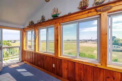 6 Epping Avenue Hampton NH 03842