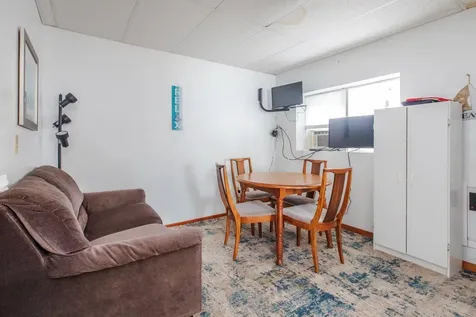 6 Epping Avenue Hampton NH 03842