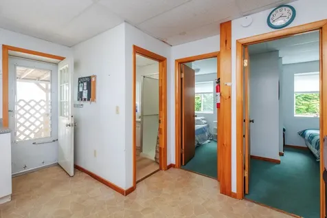 6 Epping Avenue Hampton NH 03842