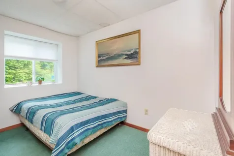 6 Epping Avenue Hampton NH 03842