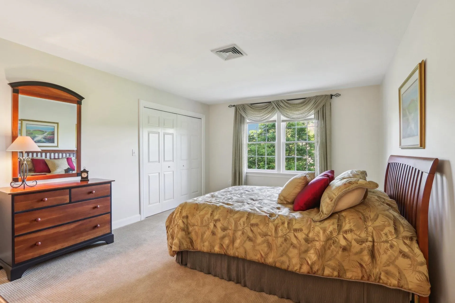 4 Copper Beech Road Salem NH 03079
