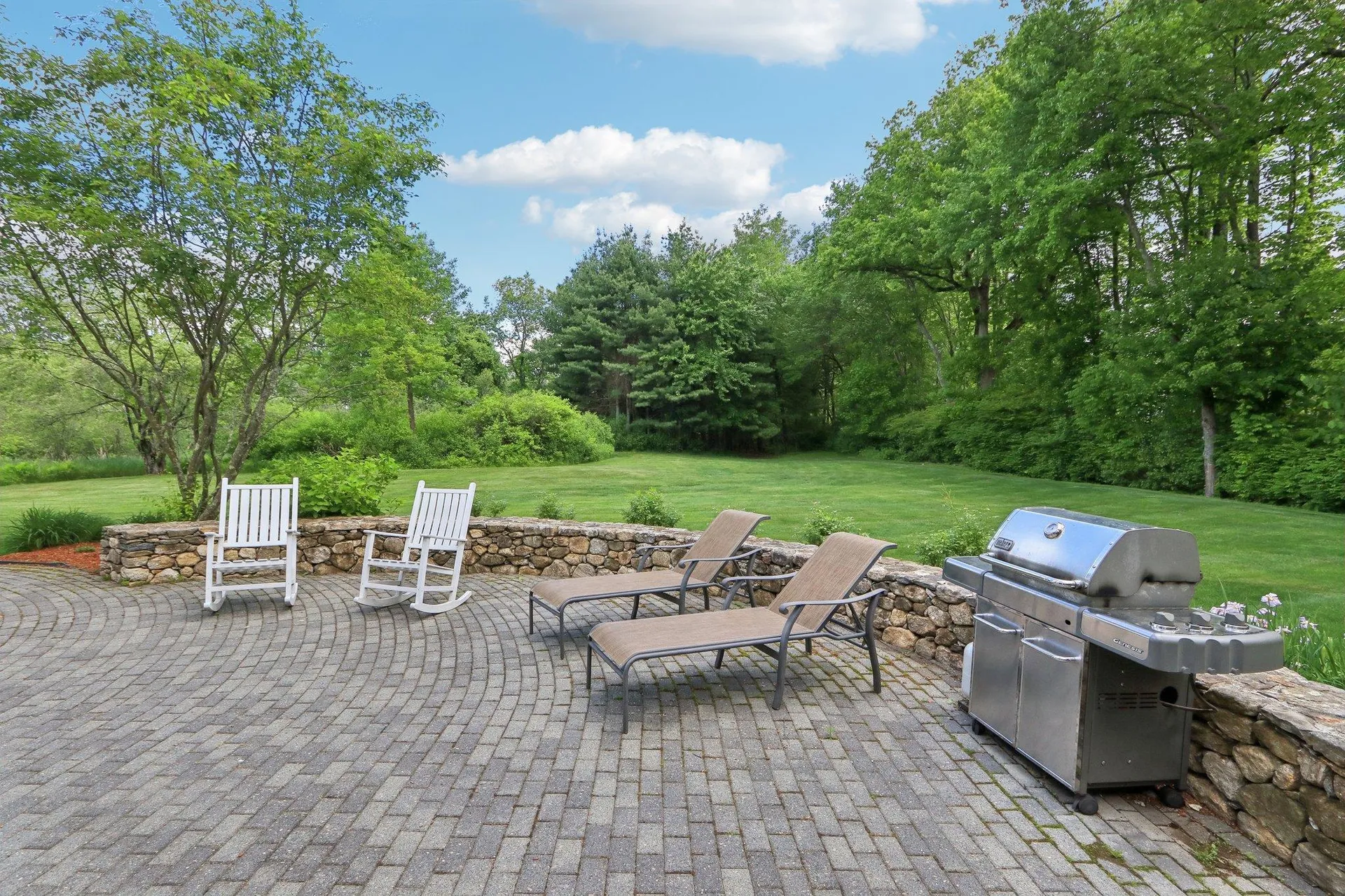 4 Copper Beech Road Salem NH 03079
