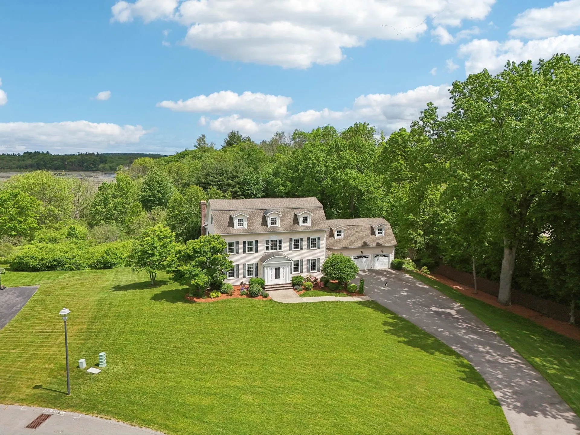 4 Copper Beech Road Salem NH 03079