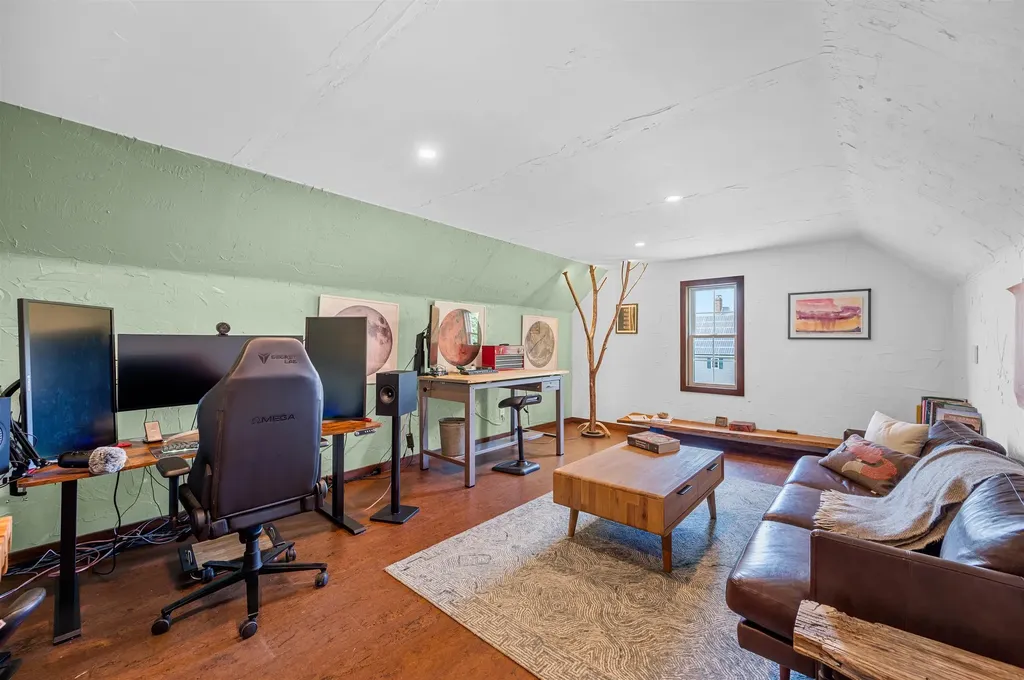 330 Bayley Hazen Road Cabot VT 05647