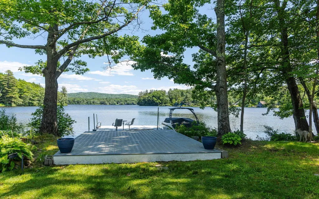 14 Nostrand Way Alstead NH 03602