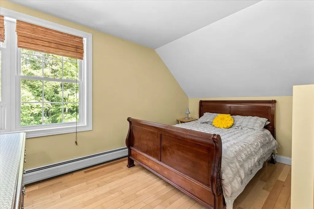 31 Indian Head Road Fairfax VT 05454