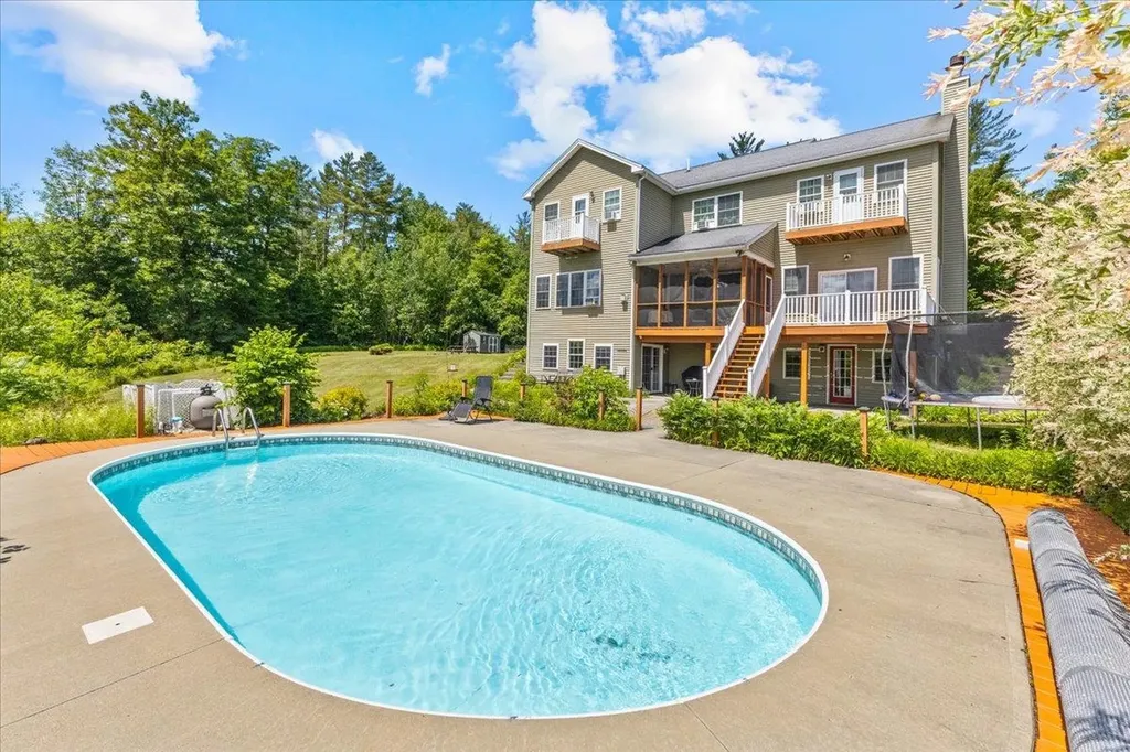 31 Indian Head Road Fairfax VT 05454